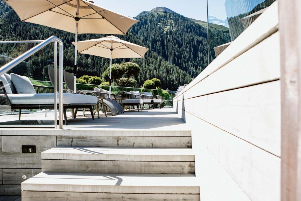 Hotel Arlmont 4*